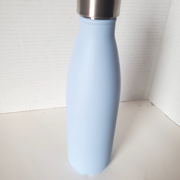 Swell Pale Blue 17 oz Insulated Water Bottle - Picture 2 of 5